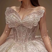 Butterfly-Shaped Neckline Decoration