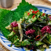 Winterberry Seaweed Salad