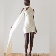 Floor-Length Scarf With Wedding Dress