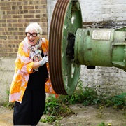 S15.E7: Schrödinger's Egg