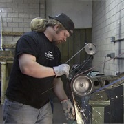 S9.E8: Swords/Pontoons/Grandfather Clocks/Fuses