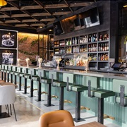 Enoteca Monza Pizzeria Moderna, Brossard