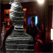 Smallville: "Static" (S6,E8)