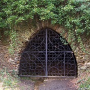 Mother Ludlam's Cave