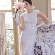 Jewel Shape Neckline on Wedding Dress