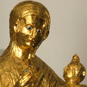 Essener Dom Und Die Goldene Madonna