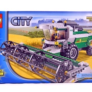 7636 Combine Harvester (Farm, 2009)
