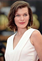 Milla Jovovich (1975)