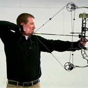 S20.E5: Replica Clay Pipes/Drinking Fountains/Orange Liqueur/Compound Bows