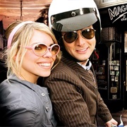 S2.E7: The Idiot's Lantern