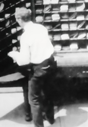 Clerks Tying Bags, U.S.P.O. (1903)