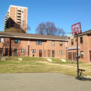 "The Pit" (The Wire), Baltimore