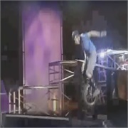 Master of Champions "Premiere" (S1,E1)