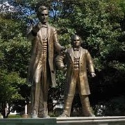 Lincoln and Douglas Statues Ottawa Ill.
