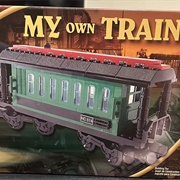 10015 Green Passenger Wagon (Trains, 2001)