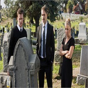 Looking: "Looking for a Plot" (S2,E7)