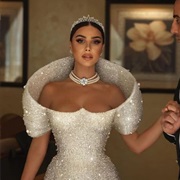 Rigid, Rounded, Raised Collar