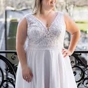 Lace Waistband on Wedding Dress