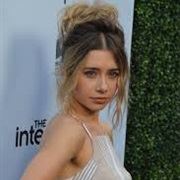 Olesya Rulin