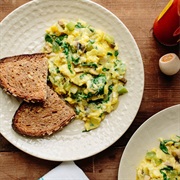 Rye Bread With Scrambled Eggs, Green Bell Peppers, and Red Onions