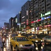 Zhongxiao Road, Taipei