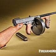 The Thompson Machine Gun (Tommy Gun)