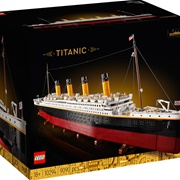 10294 Titanic (Icons, 2021)