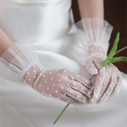 Gloves With Ruffle Cuffs