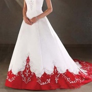 Shaped Color Hem of Dress