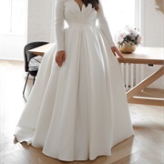 Wide Center Pleat in Skirt