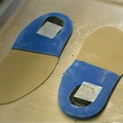 S5.E2: Wood Burning Stoves/Orthoses/Ballet Slippers/Buses