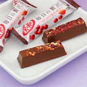 Kitkat Winter Almond & Cranberry