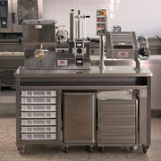 S26.E12: Exercise Bikes, Cornish Pasties, Pasta Makers, Slate Products