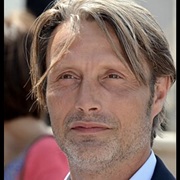 Mads Mikkelsen