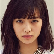 Komatsu Nana 🇯🇵