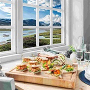 Polar Bread Sandwich