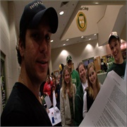 Tourgasm: "Competitively Speaking" (S1,E6)