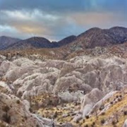 Devil's Punchbowl Natural Area