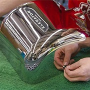 S12.E6: Carbon Fibre Car Parts/Hand Dryers/Recycled Polyester Yarn/Fleece