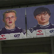 S6.E9: Three's a Crowd