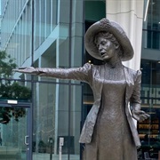 Emmeline Pankhurst Statue