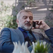 S1.E10: Episode #1.10