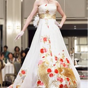 Kimono Turned Into European-Style Wedding Dress