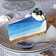 Blue Spirulina Cheesecake