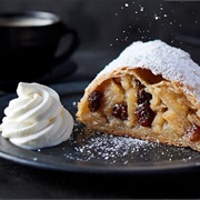 Apfelstrudel (Vienna, Austria)