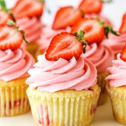 Strawberry Fizzy Cupcakes
