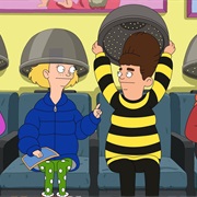 S3.E9: Bee's All That Adventure