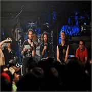 VH1 Storytellers: "Pearl Jam" (S9,E1)