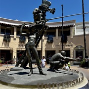 Universal Studios Statue