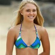 Anna Sophia Robb ( Soul Surfer)
